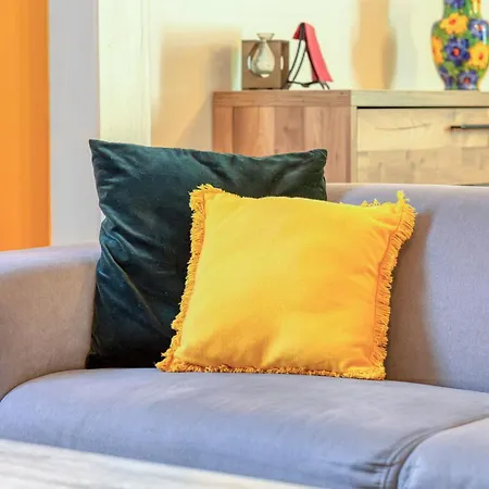 2 Bedroom Pet Friendly In * Pitres