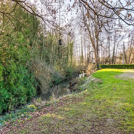 2 Bedroom Pet Friendly In * Pitres